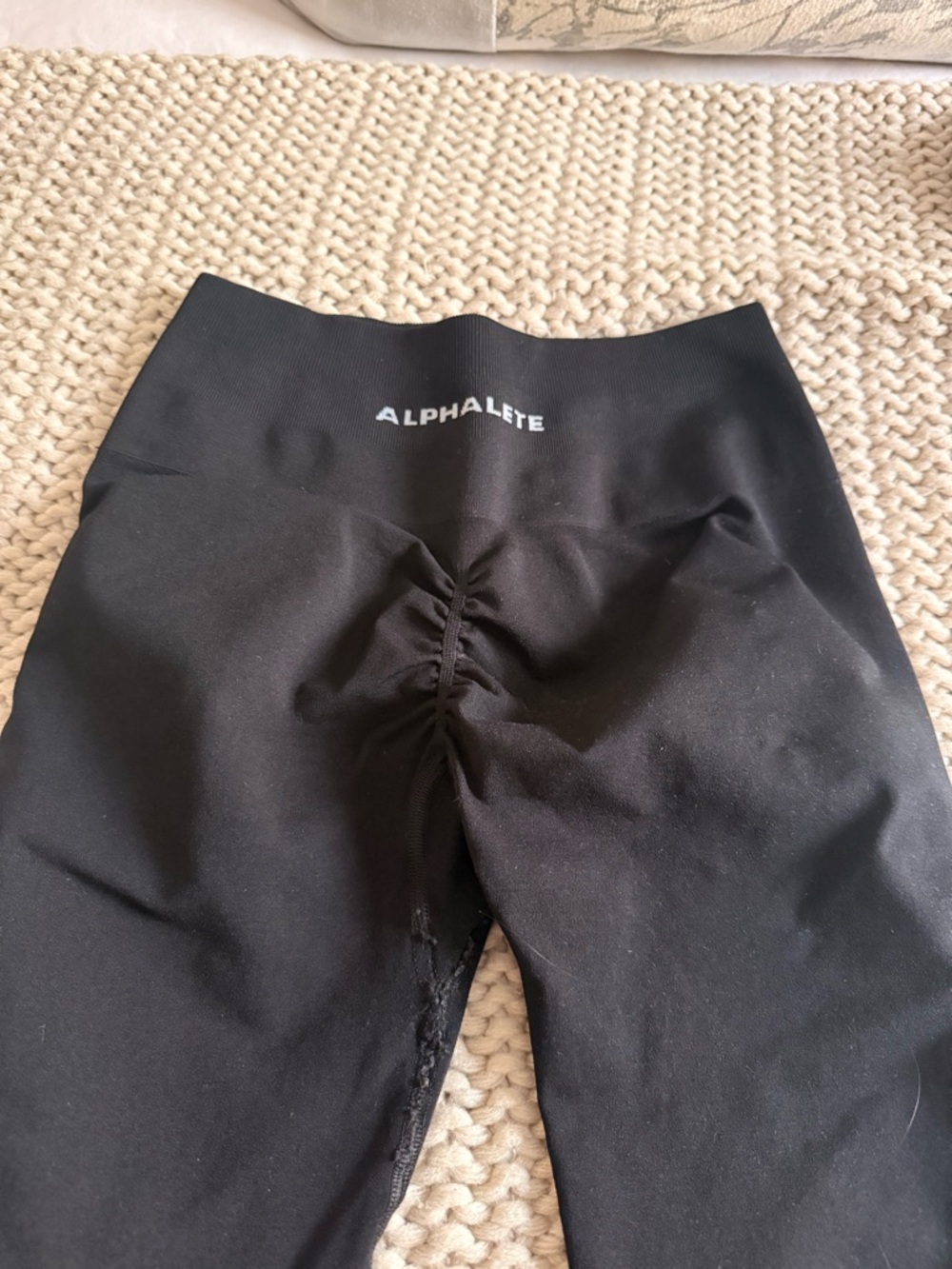 Alphalete Black Scrunch-Back Seamless Leggings